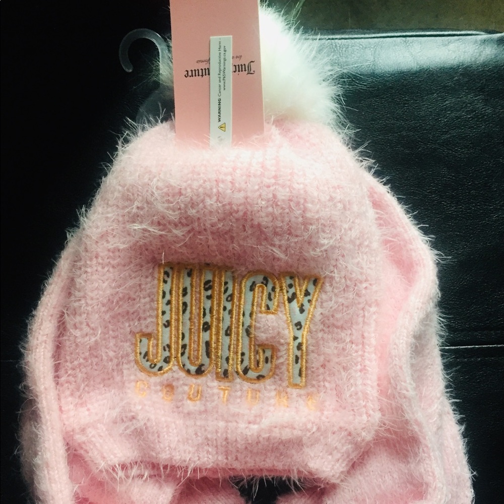 Juicy Couture scarf & beanie set